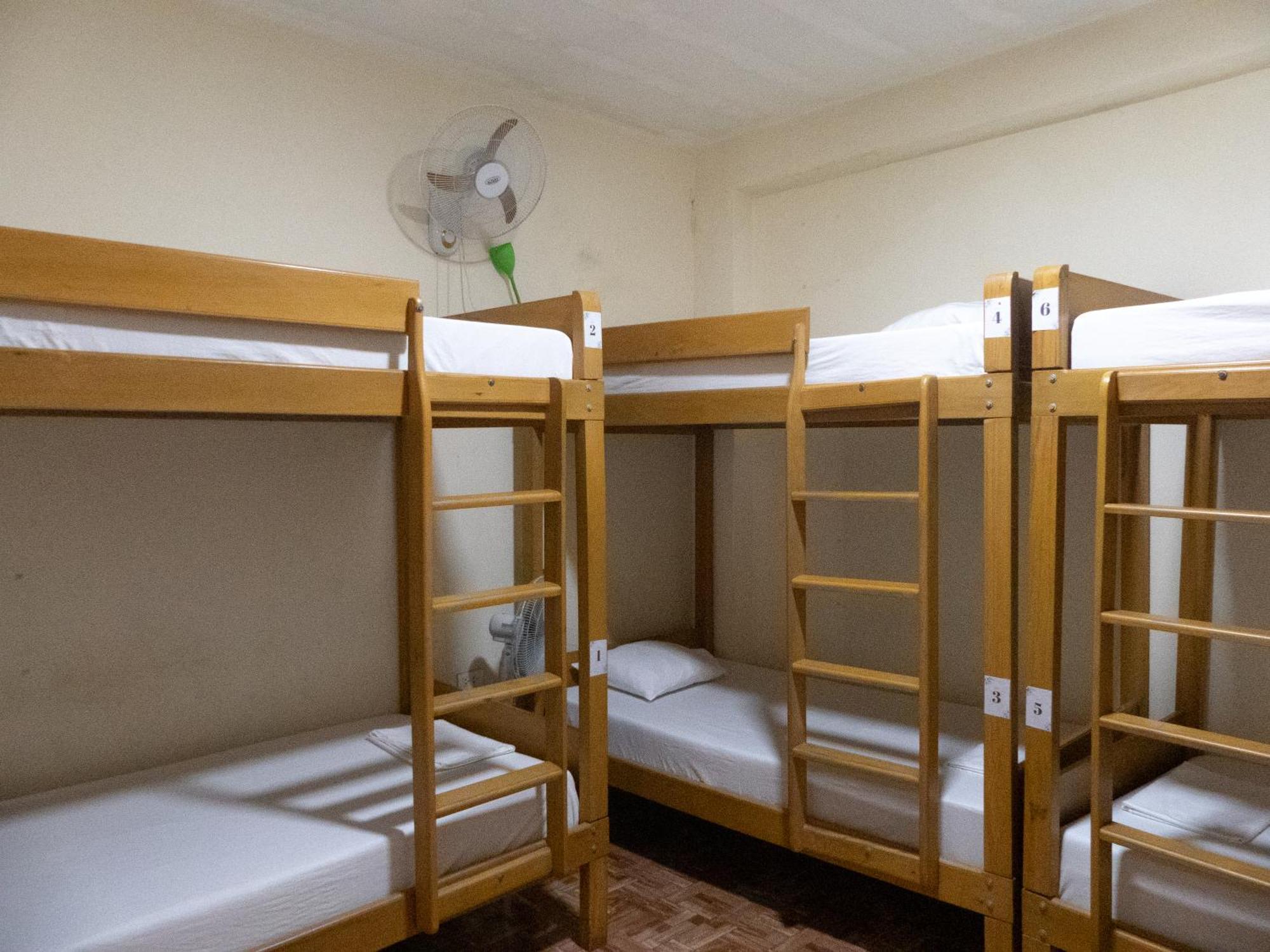 Moicca Youth Hostel Iquitos Zimmer foto